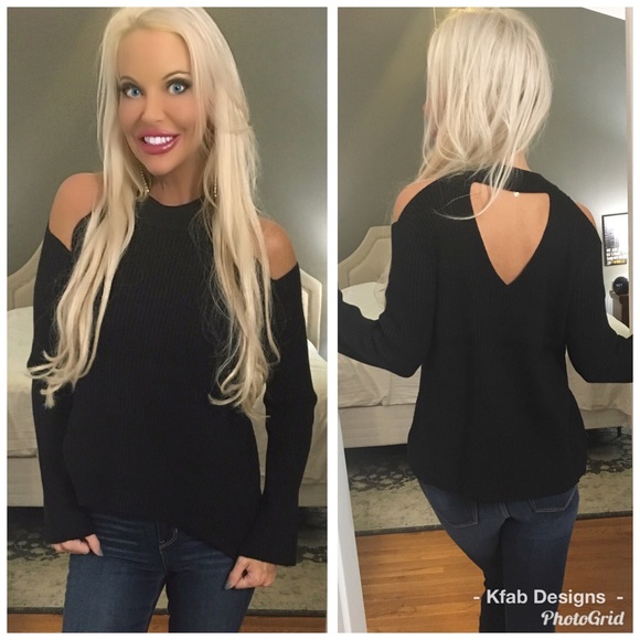 Sweaters - 🛍LAST 1! Cold Shoulder Back Detail Sweater!
